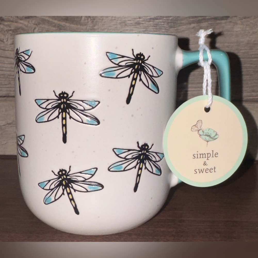 Super Cute 🥰 Dragonfly Mug 16oz - NEW